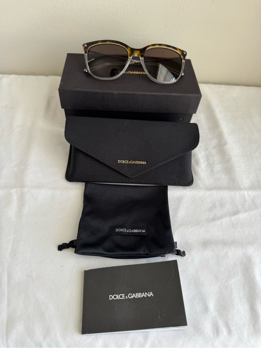 D&G Men’s Tortoiseshell Frame Sunglasses with Brown Gradient Lenses